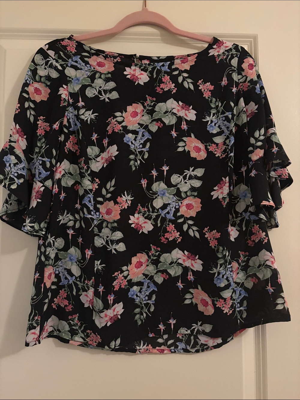 Liz Claiborne Career Black Floral Ruffle Sleeve Blouse Size Small